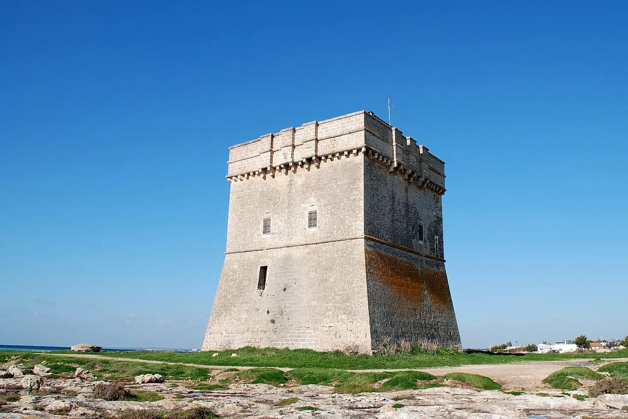 Torre Chianca sur le littoral de Porto Cesareo